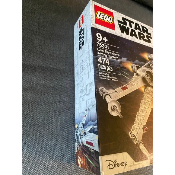 LEGO Star Wars: Luke Skywalker’s X-Wing Fighter (75301) - Brand New & Sealed - Picture 3 of 5
